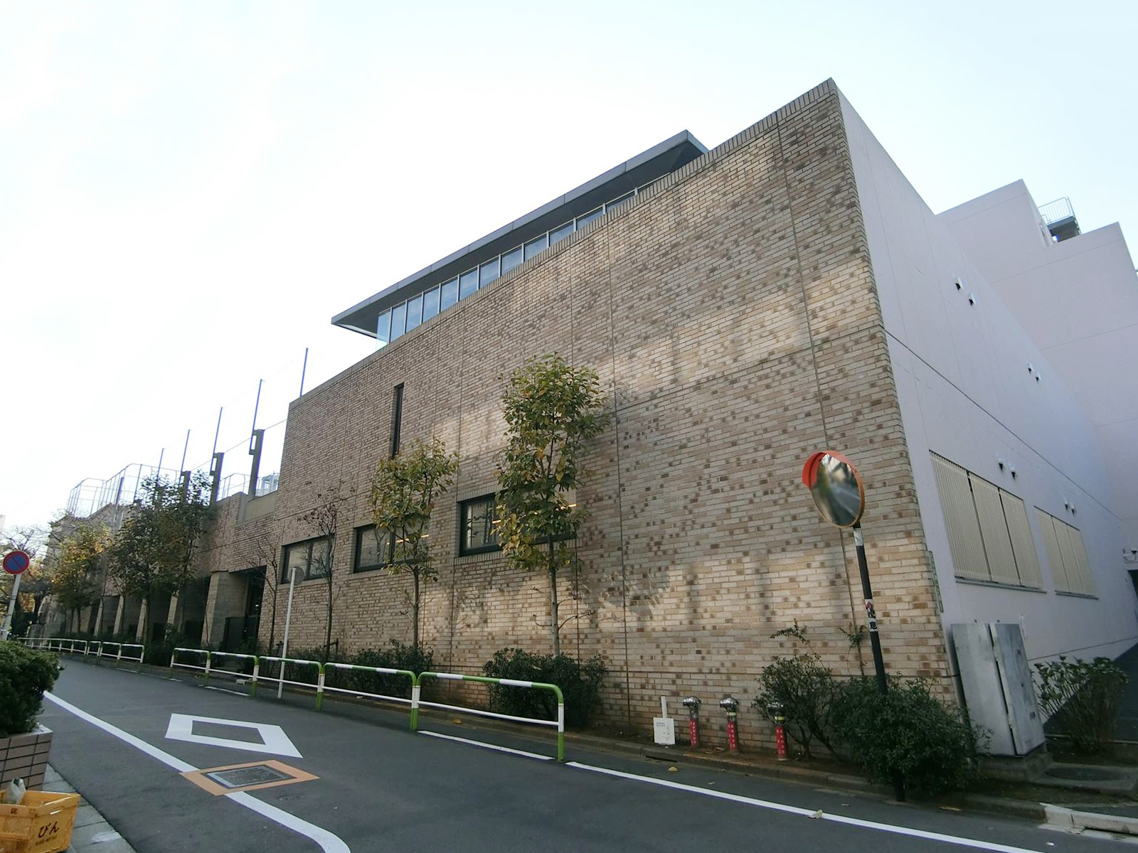 近くの桜蔭中学校・高等学校