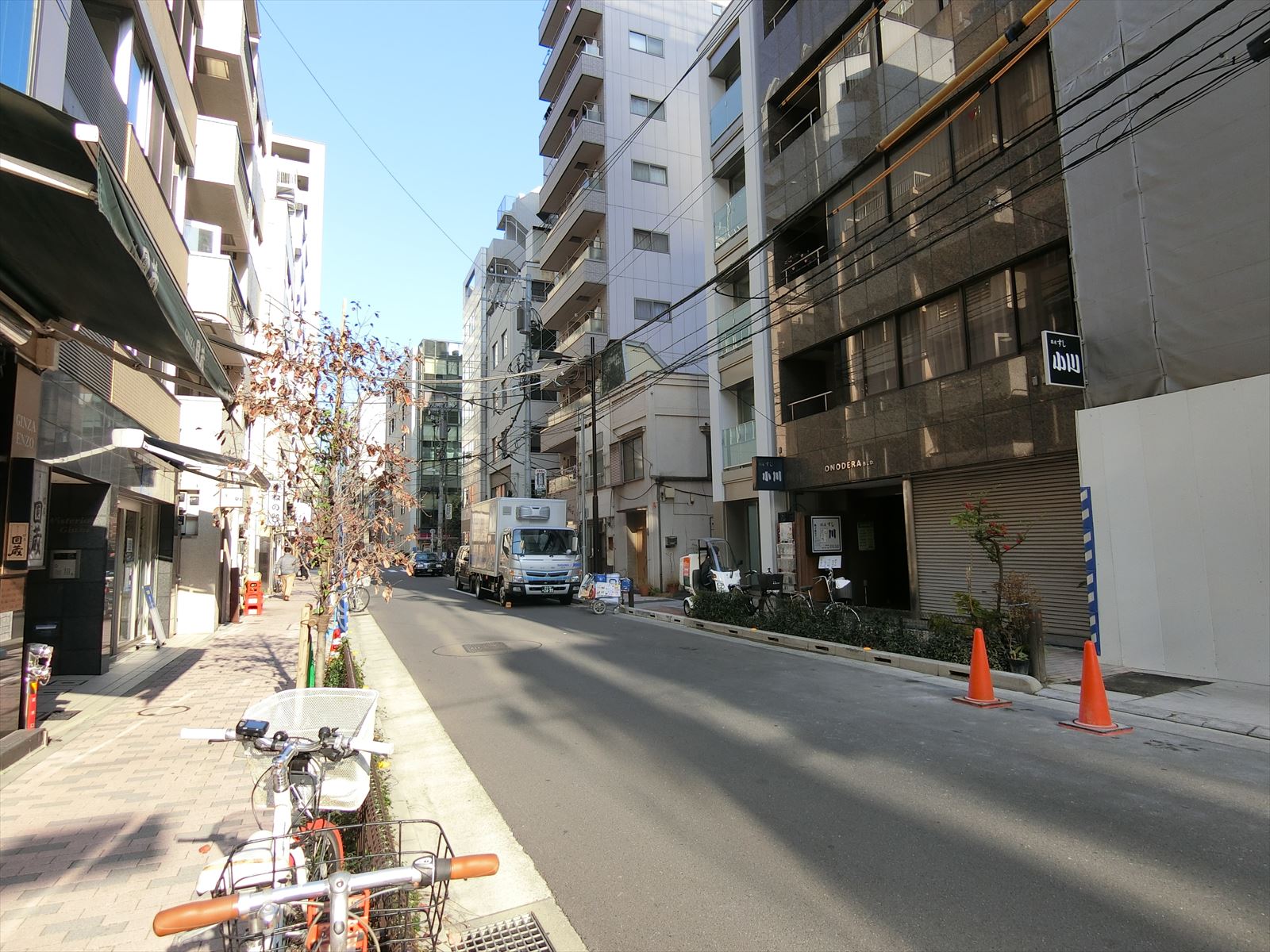 山陽銀座ビル前面の通り