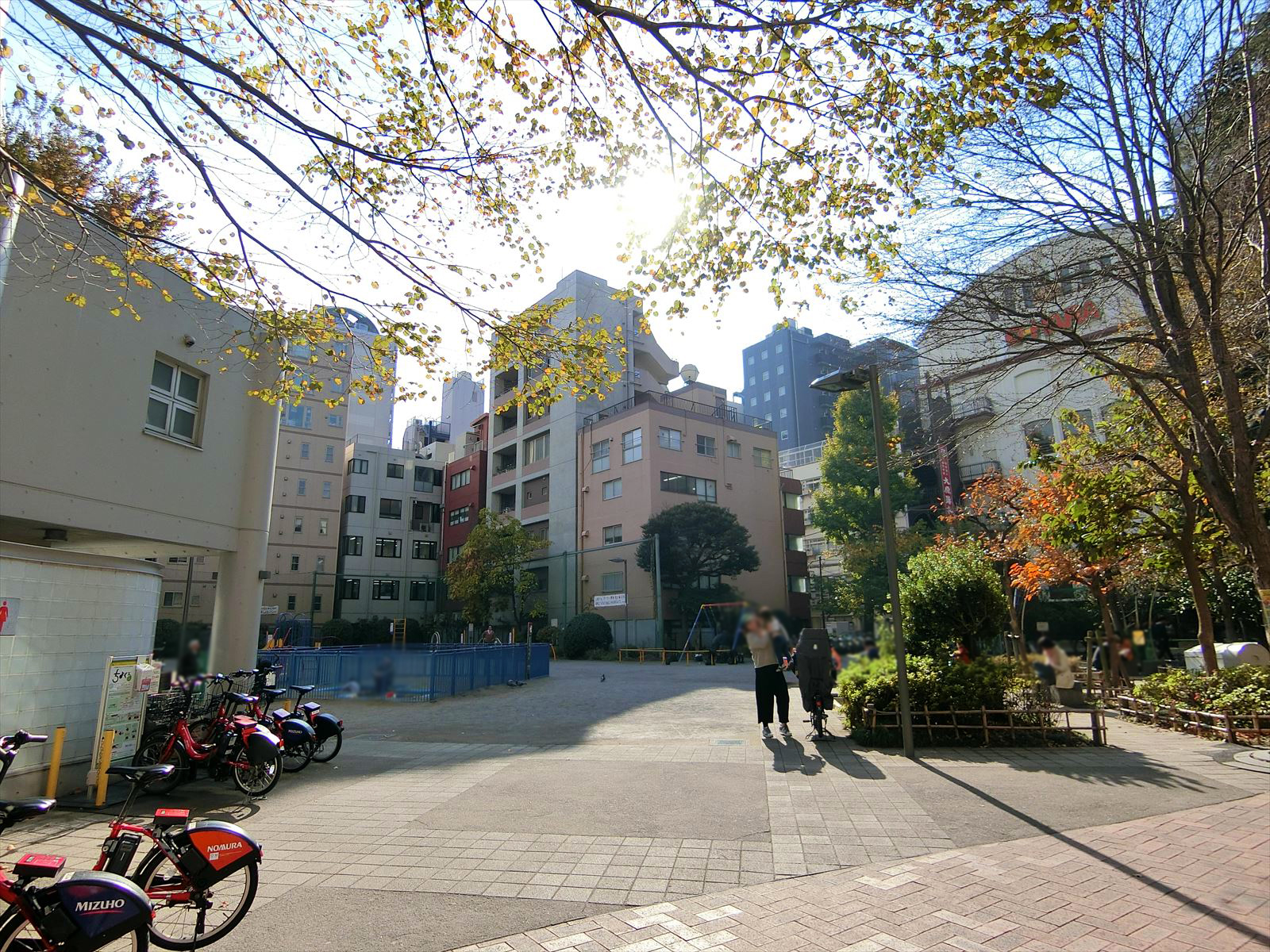 至近の西神田公園