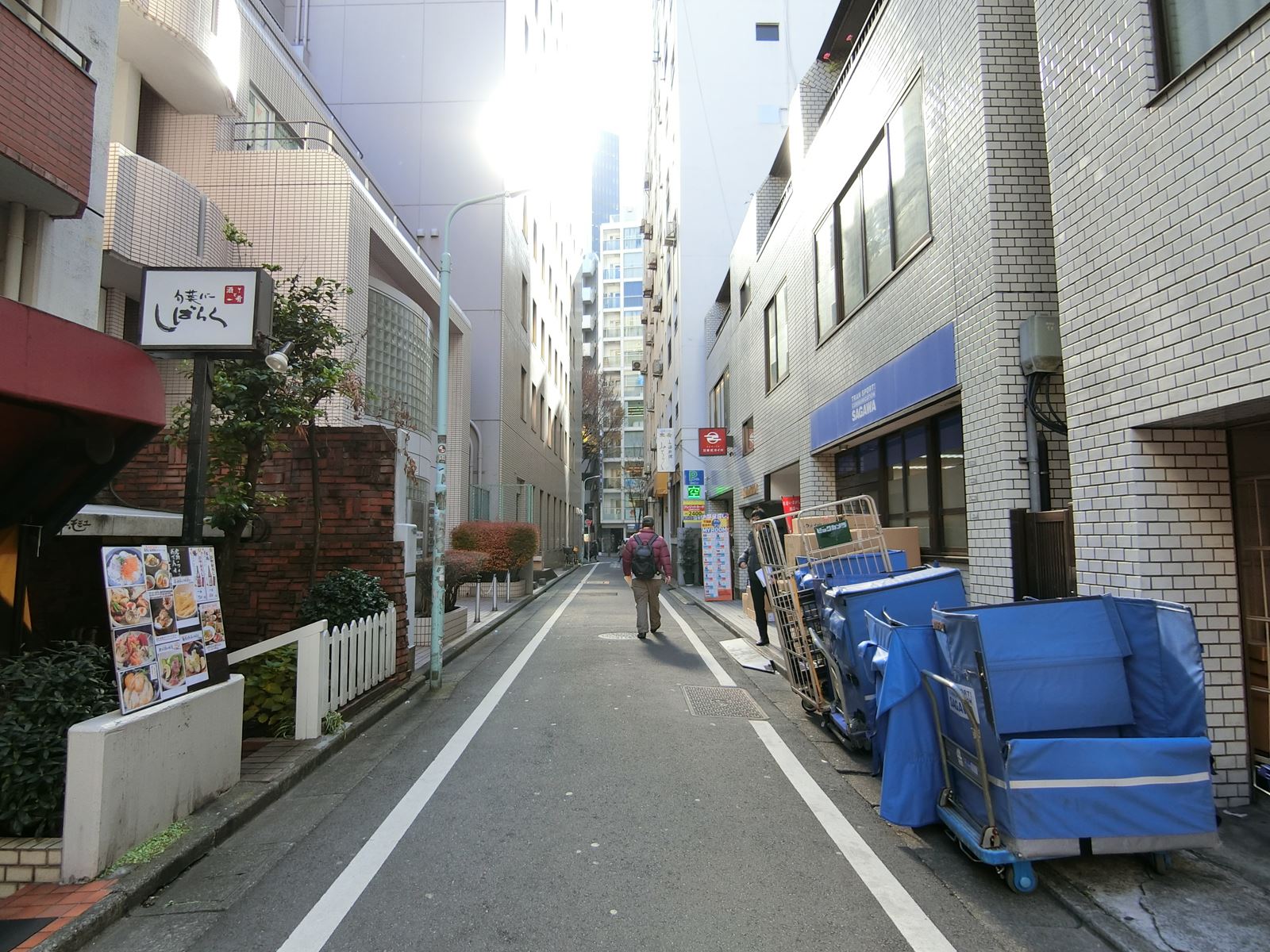 浜本2ビル前面の通り
