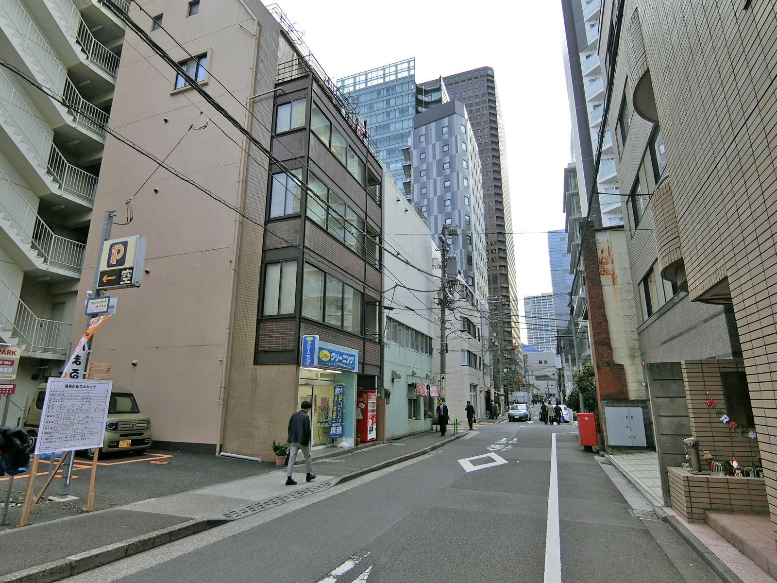 周辺は静かなエリア