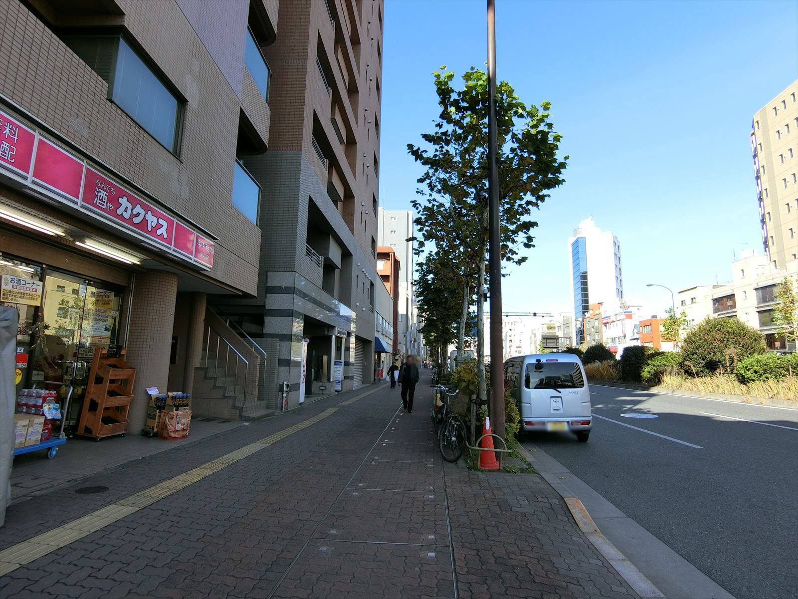 前面の白山通り