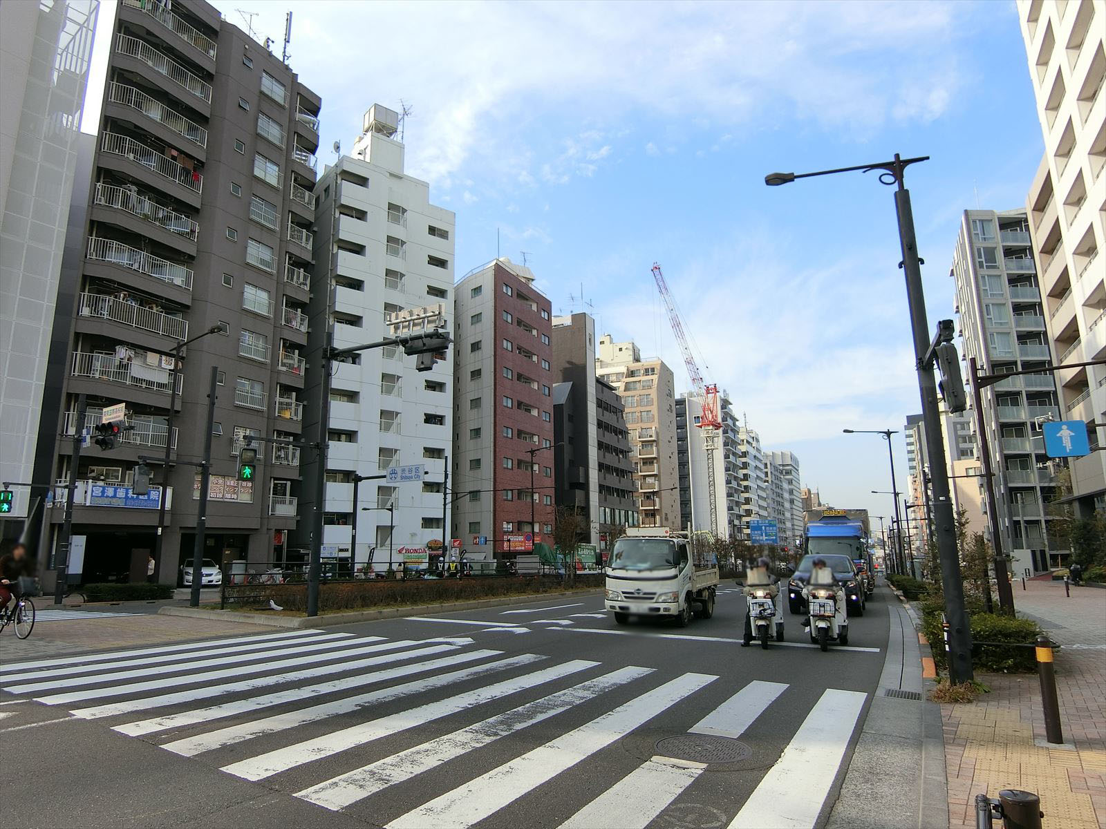 近くの山手通り