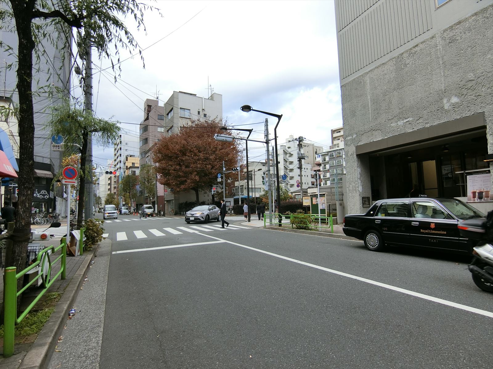 大洋ビル前面の通り