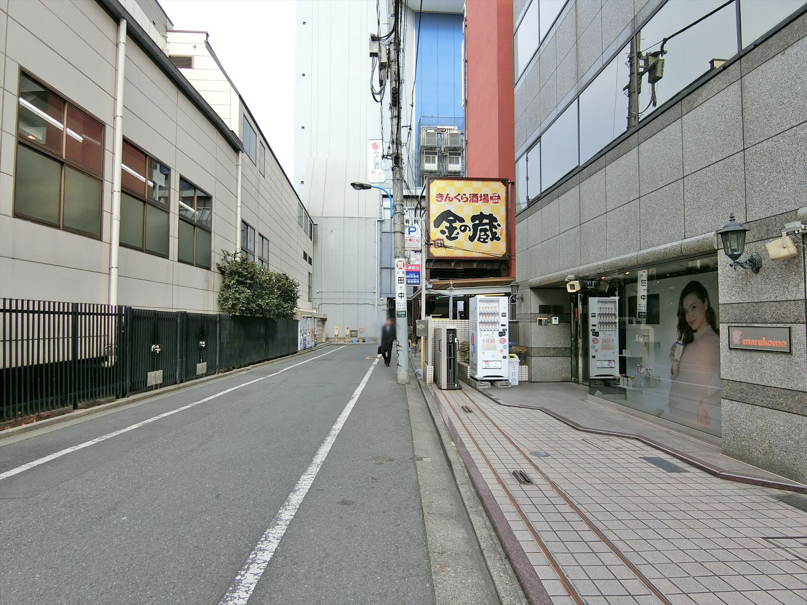 仮)マルコメ㈱東京支店ビル前面の通り