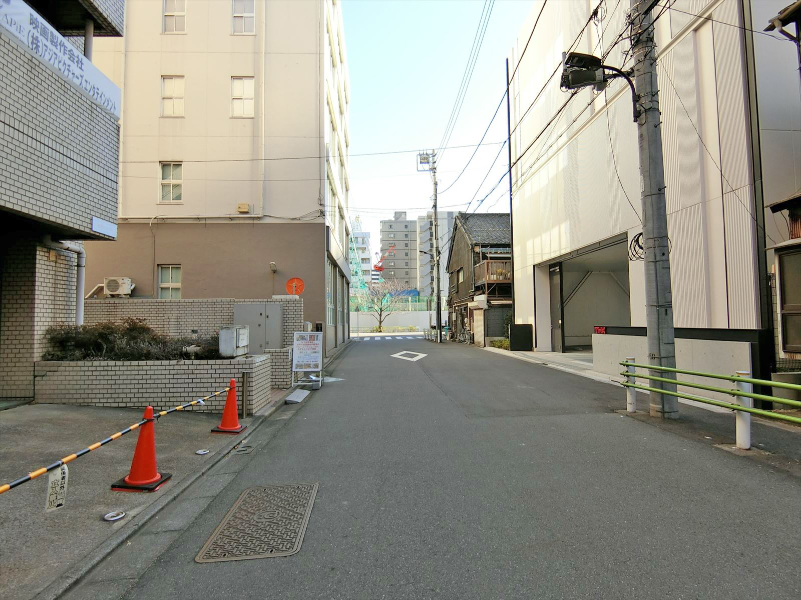 MCK芝浦ビル前面の通り