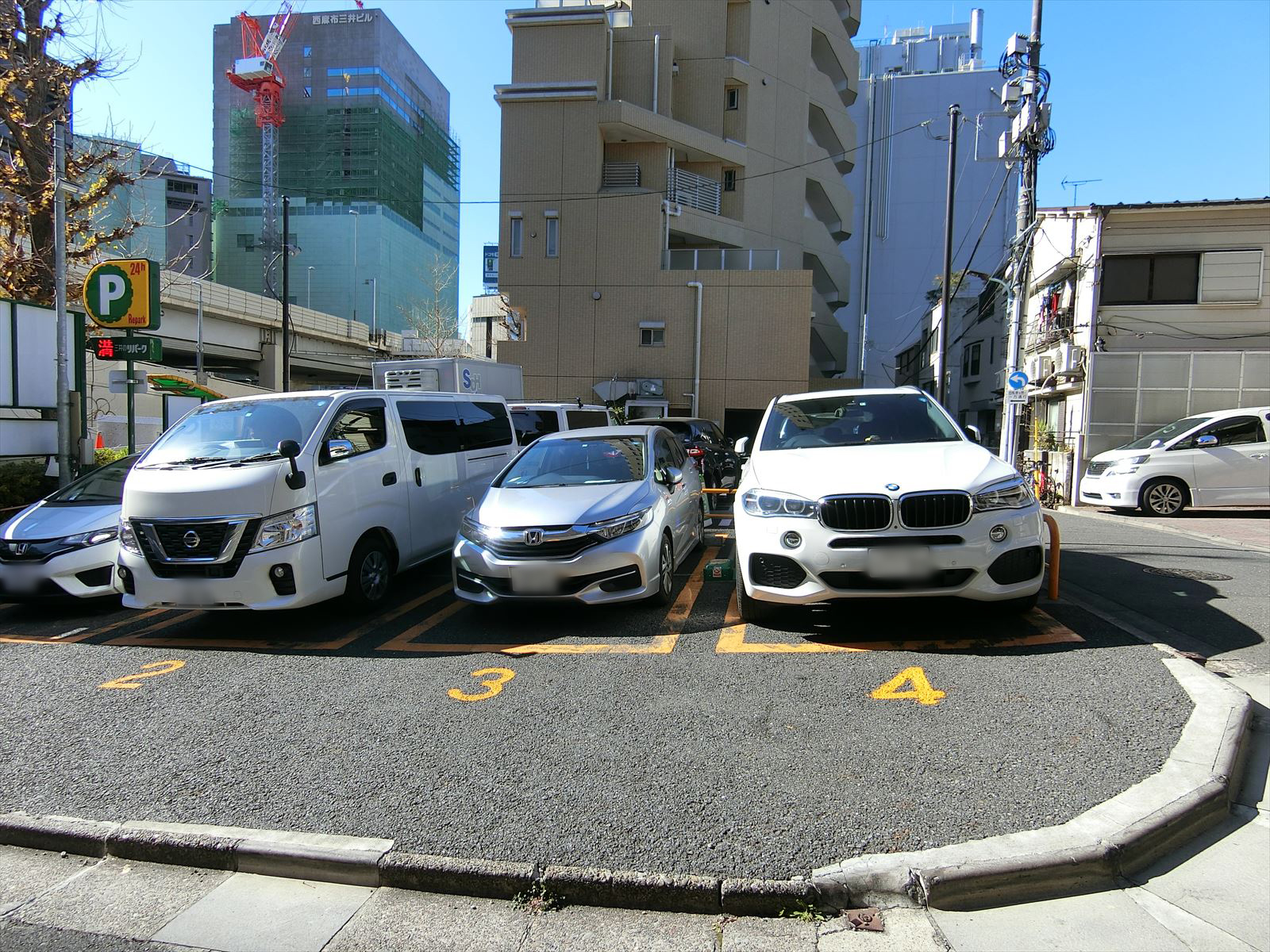近くのコインパーキング