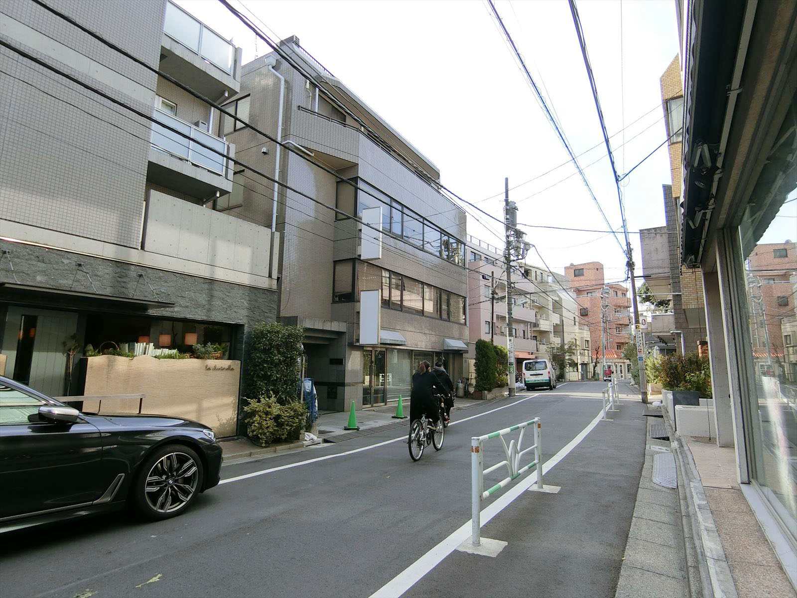 前面の通り