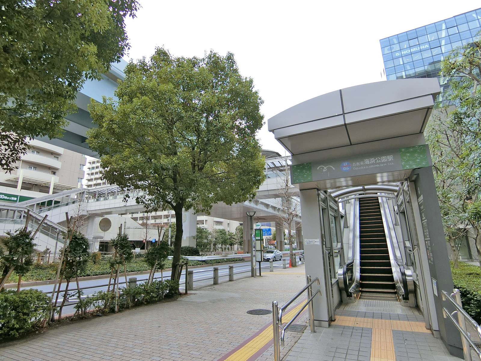 「お台場海浜公園駅」から徒歩3分