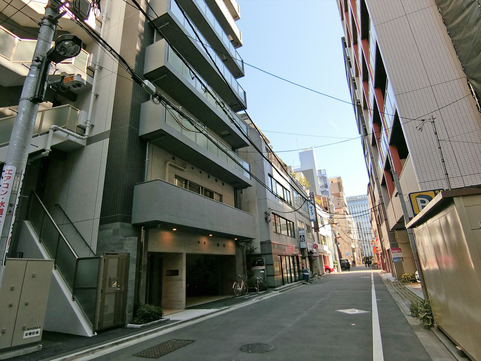 周辺は静かなエリア