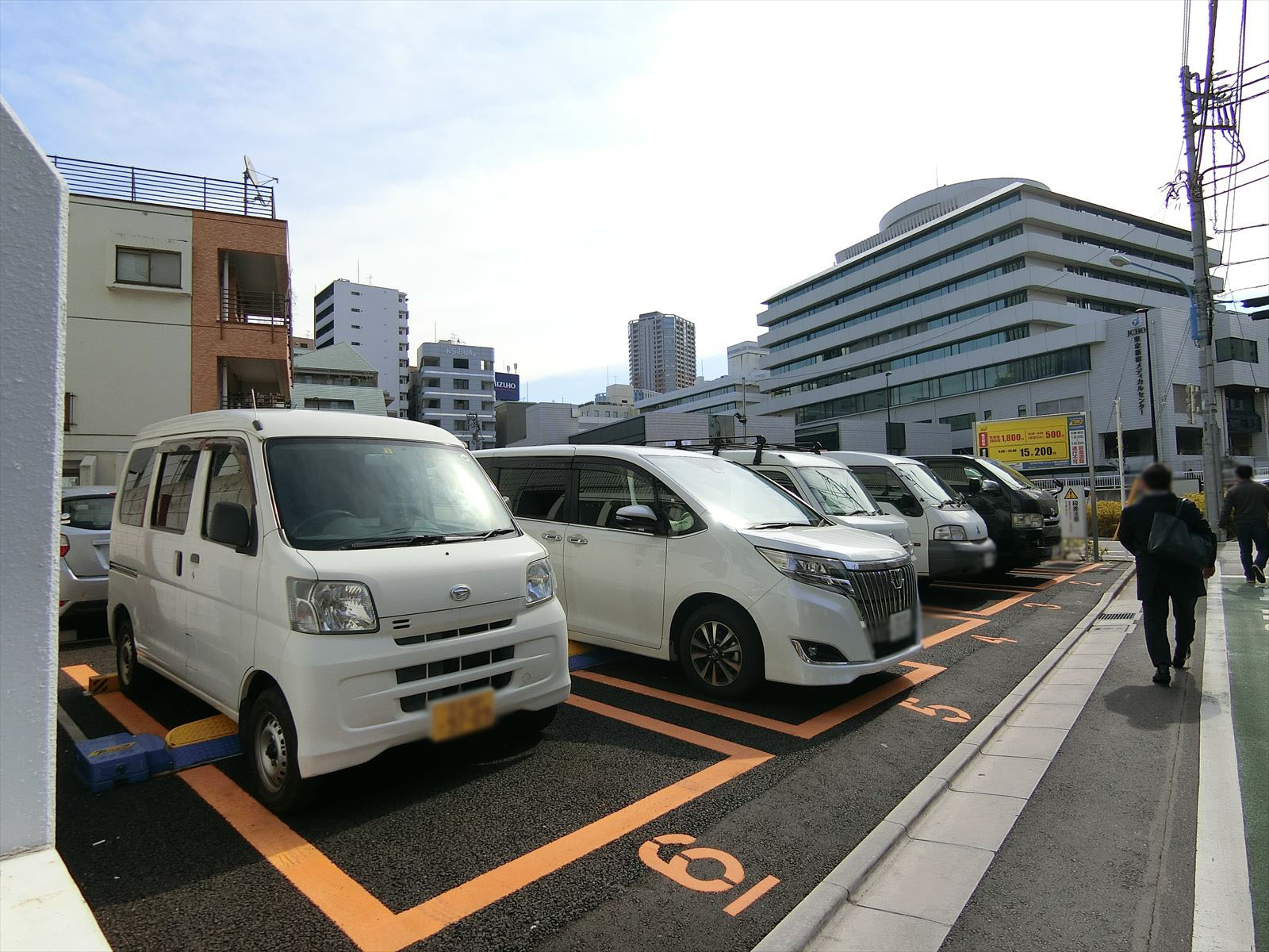 近くのコインパーキング