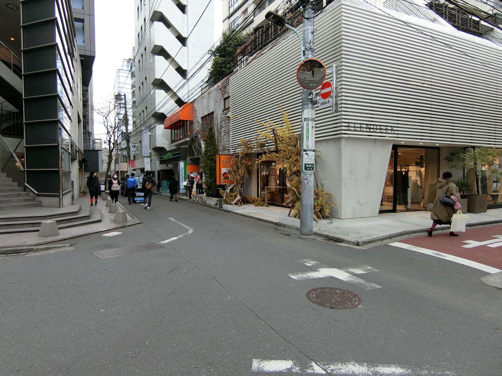 前面の通り