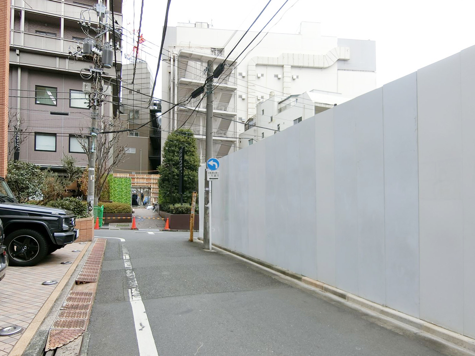 OHBAビル前面の通り