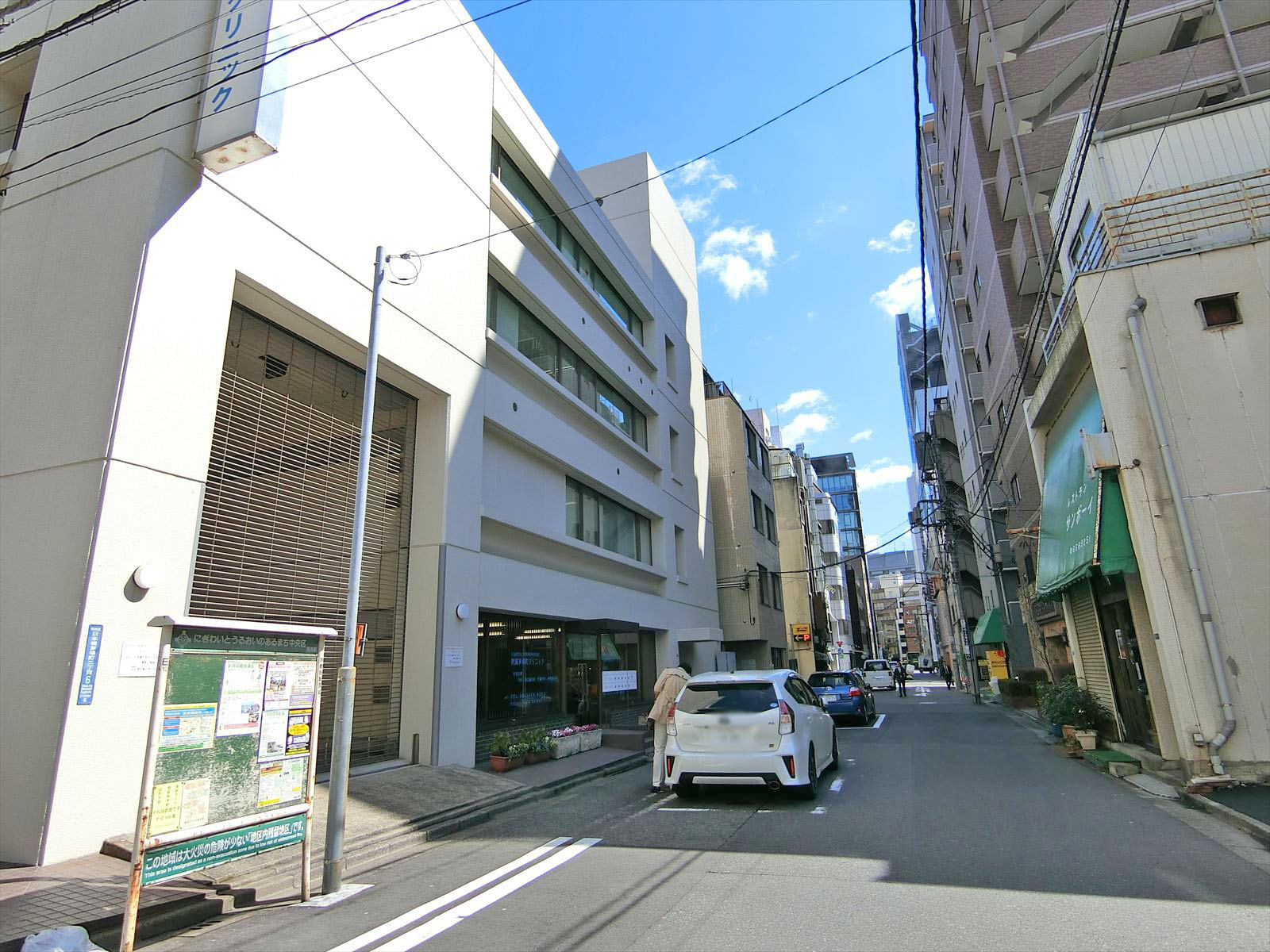 周辺は静かなエリア