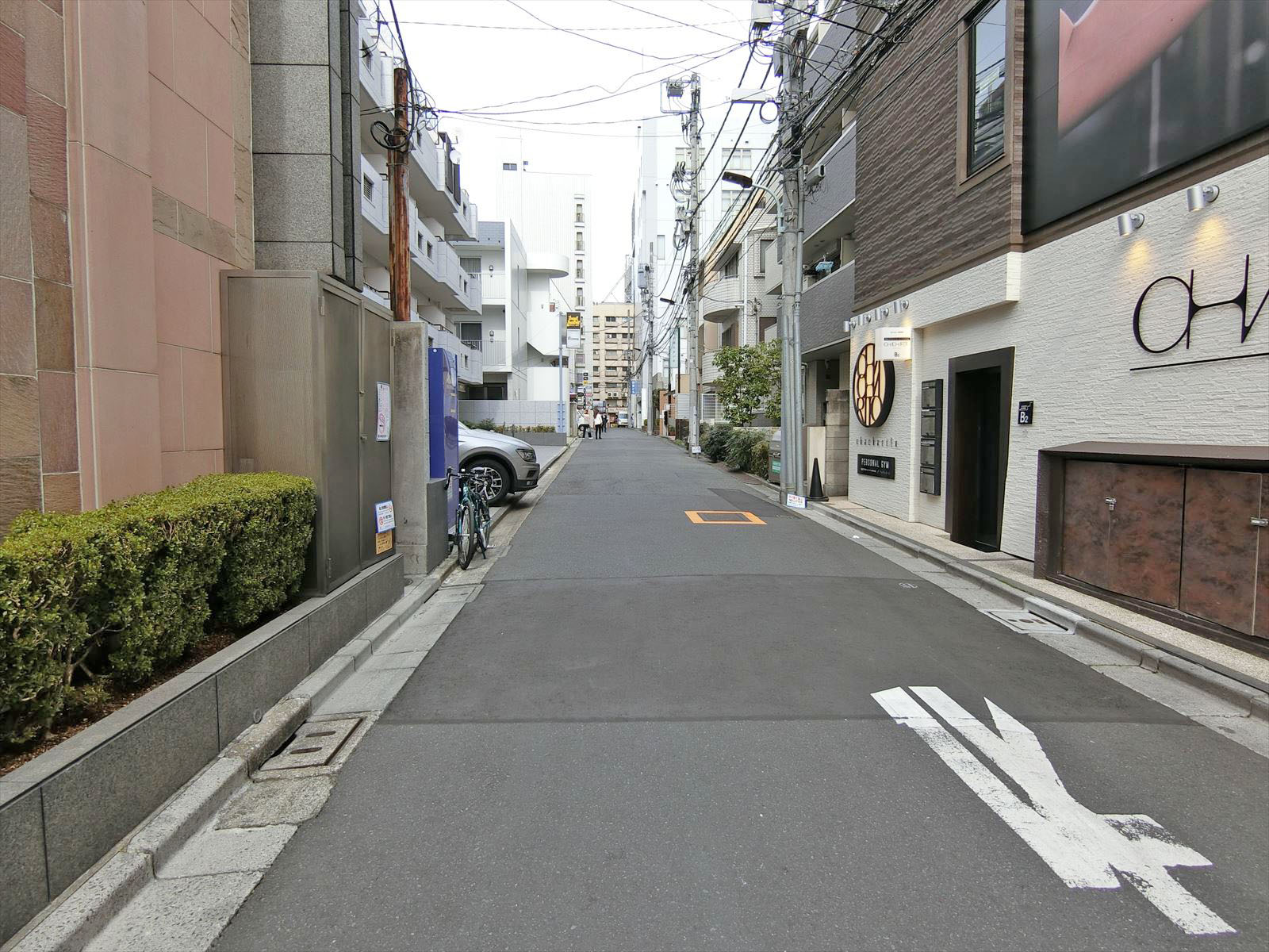 来山ビル前面の通り