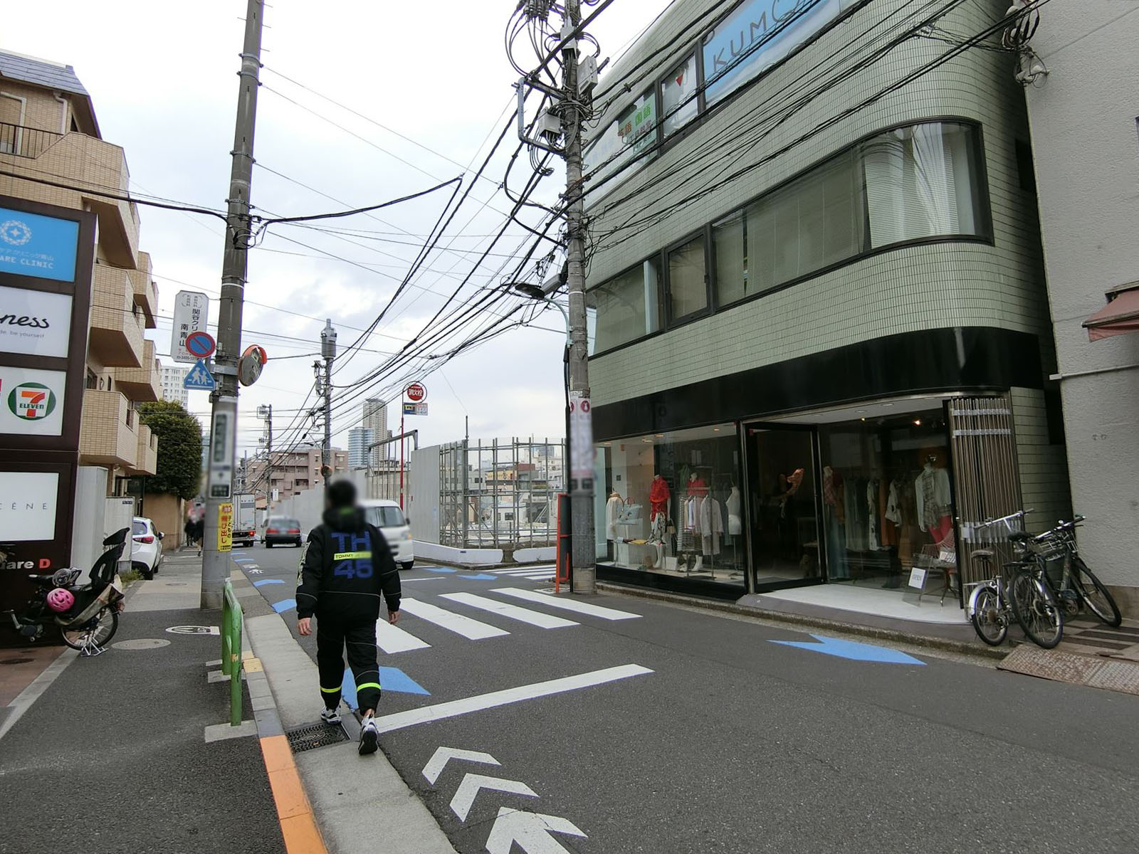 RIPPLESQUARED前面の通り