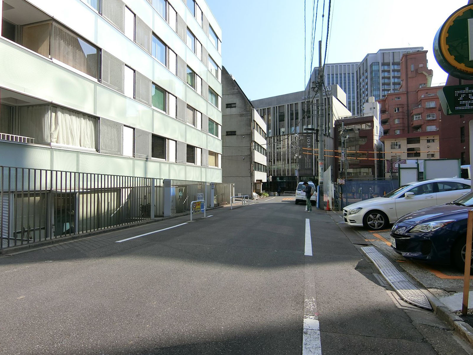 ビュロー平河町前面の通り
