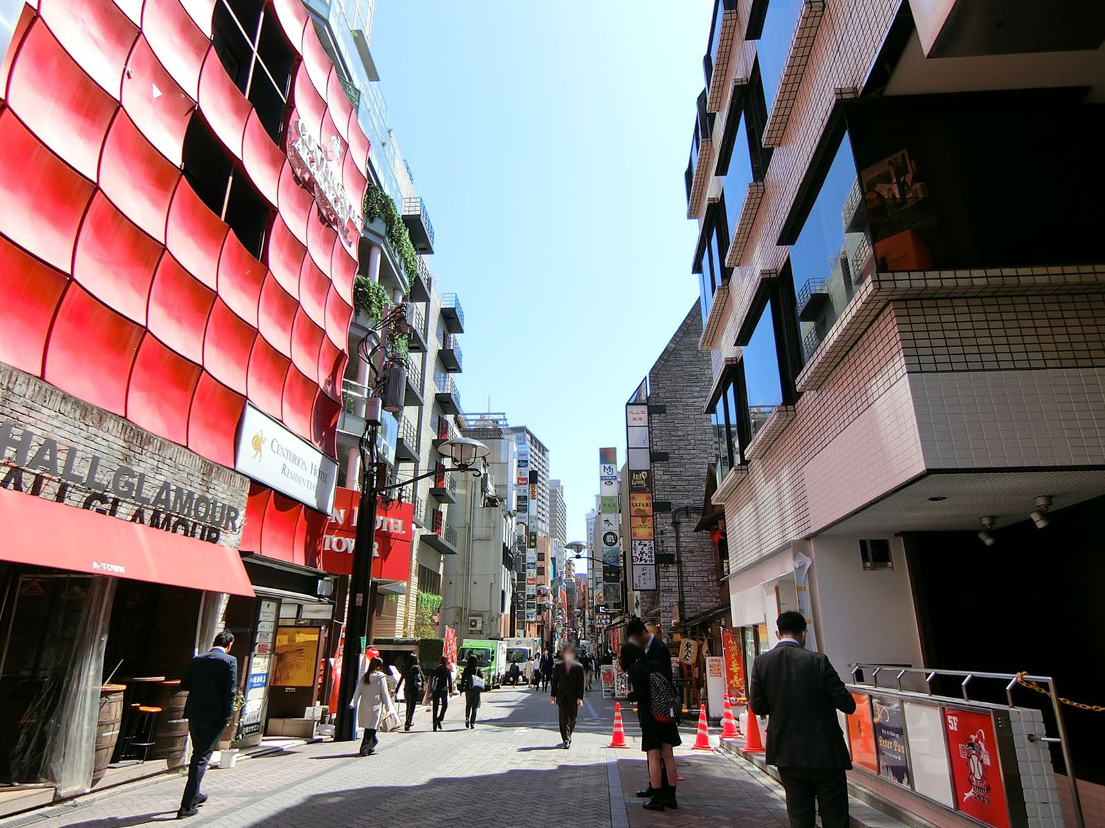 赤坂慶和ビル前面の通り