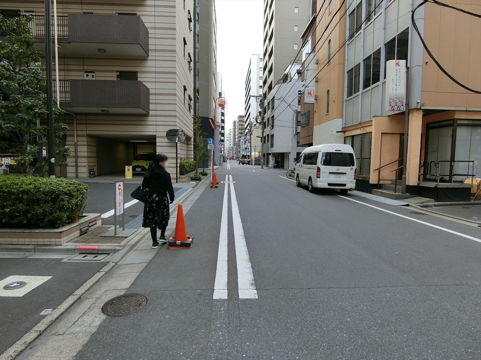 前面の馬二仲通り