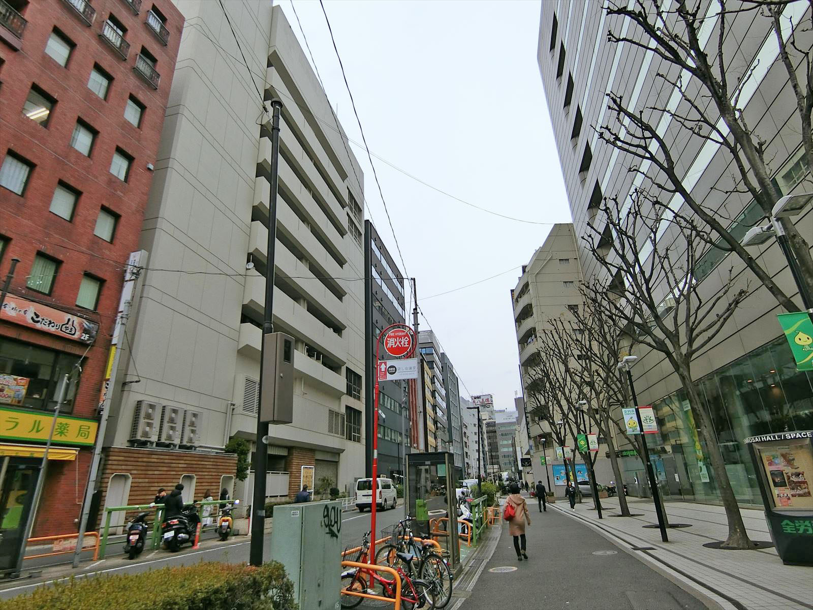 周辺は静かなエリア
