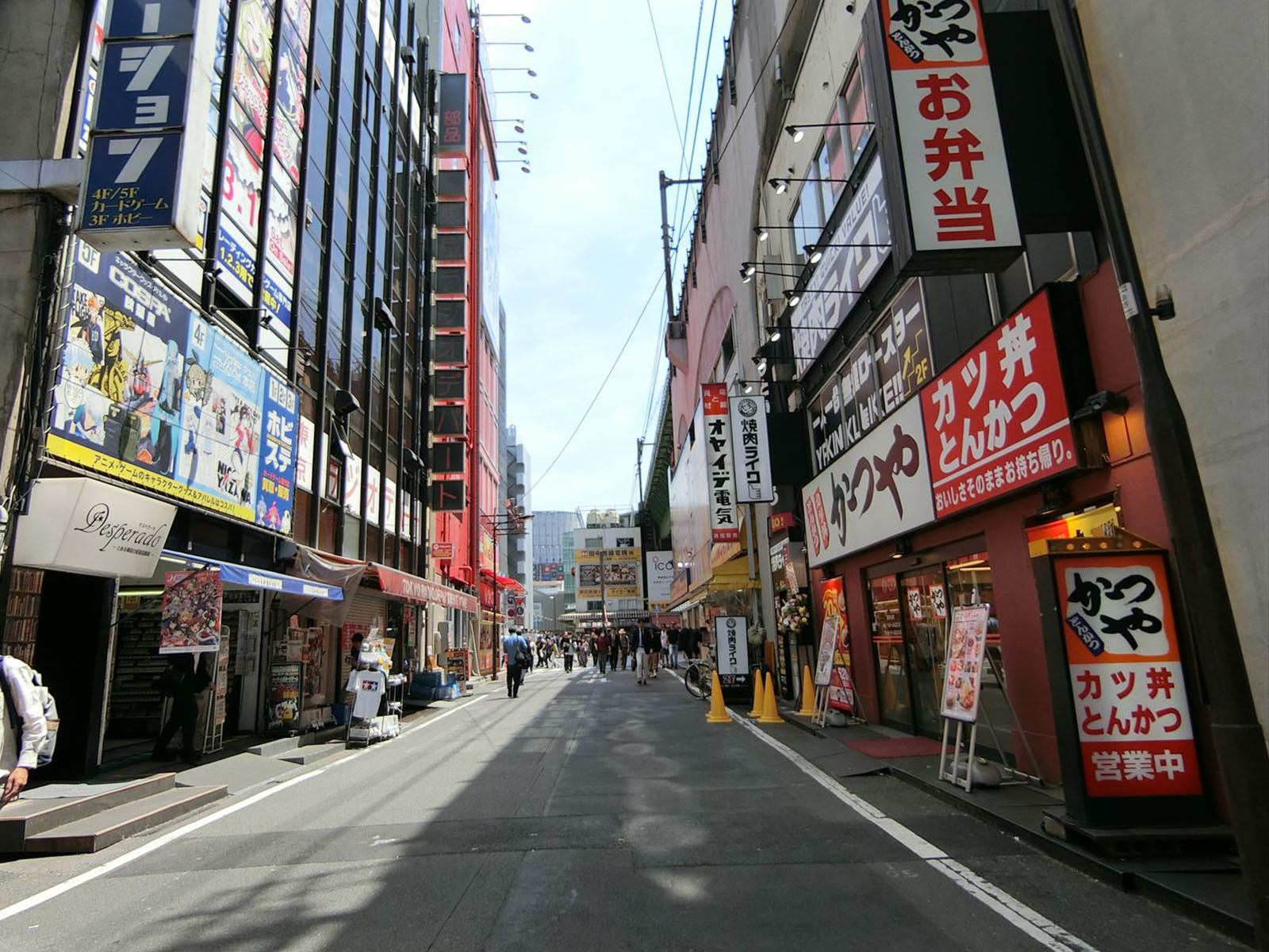 飲食店の豊富なエリア