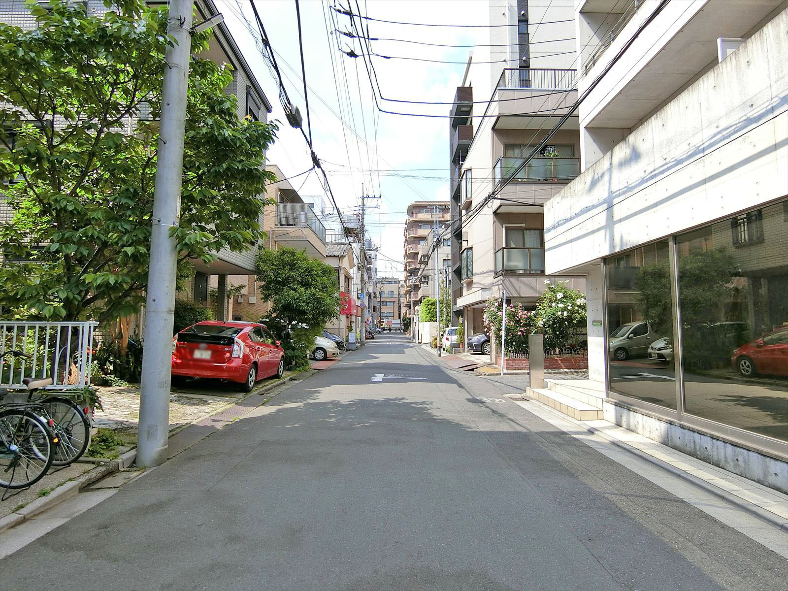 BE-FLAT両国前面の通り