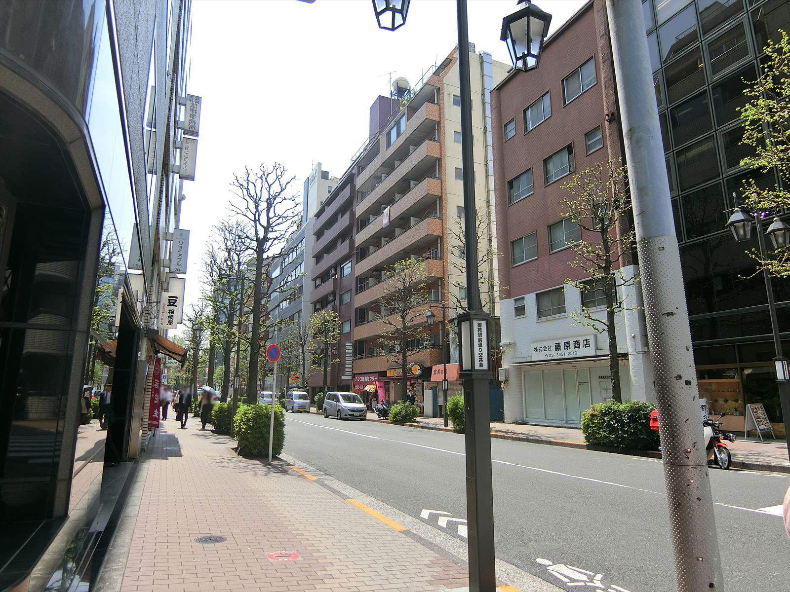 EBISUビル前面の通り
