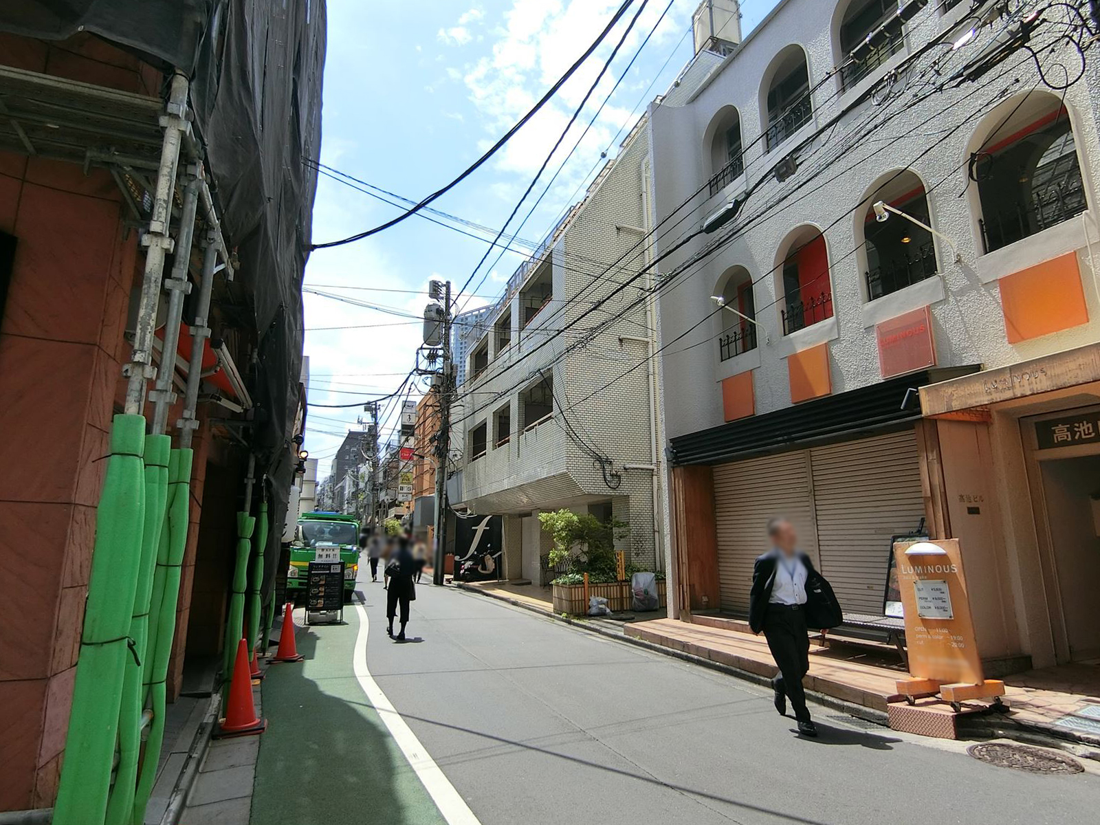 赤坂TSビル前面の通り