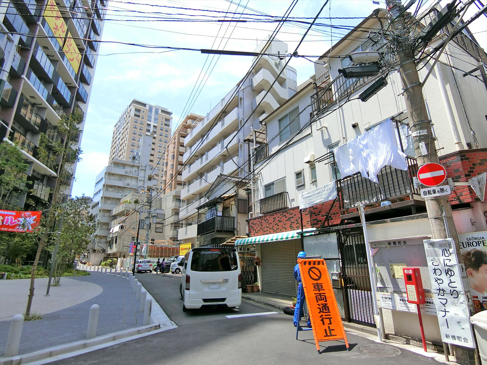 周辺は静かなエリア