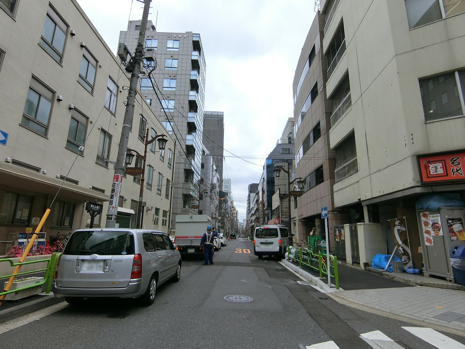 近くのすずらん通り