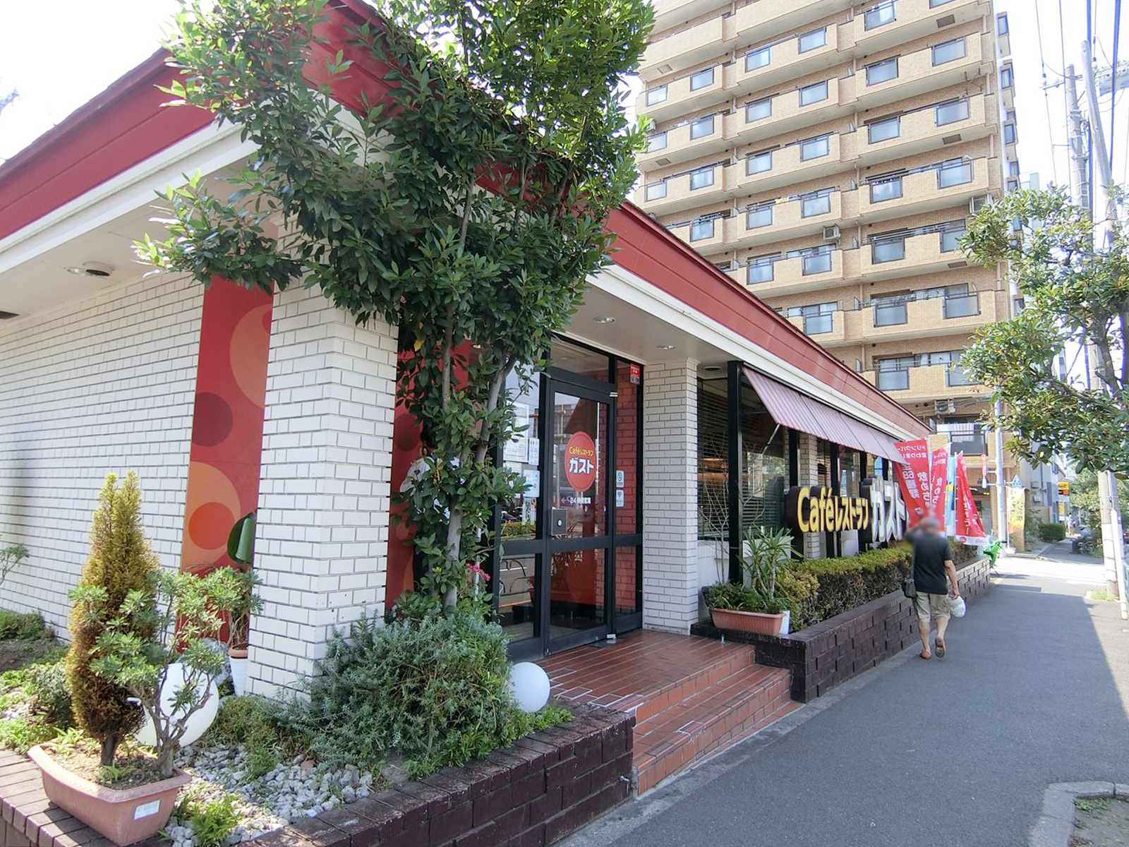 徒歩1分のガスト江東千石店
