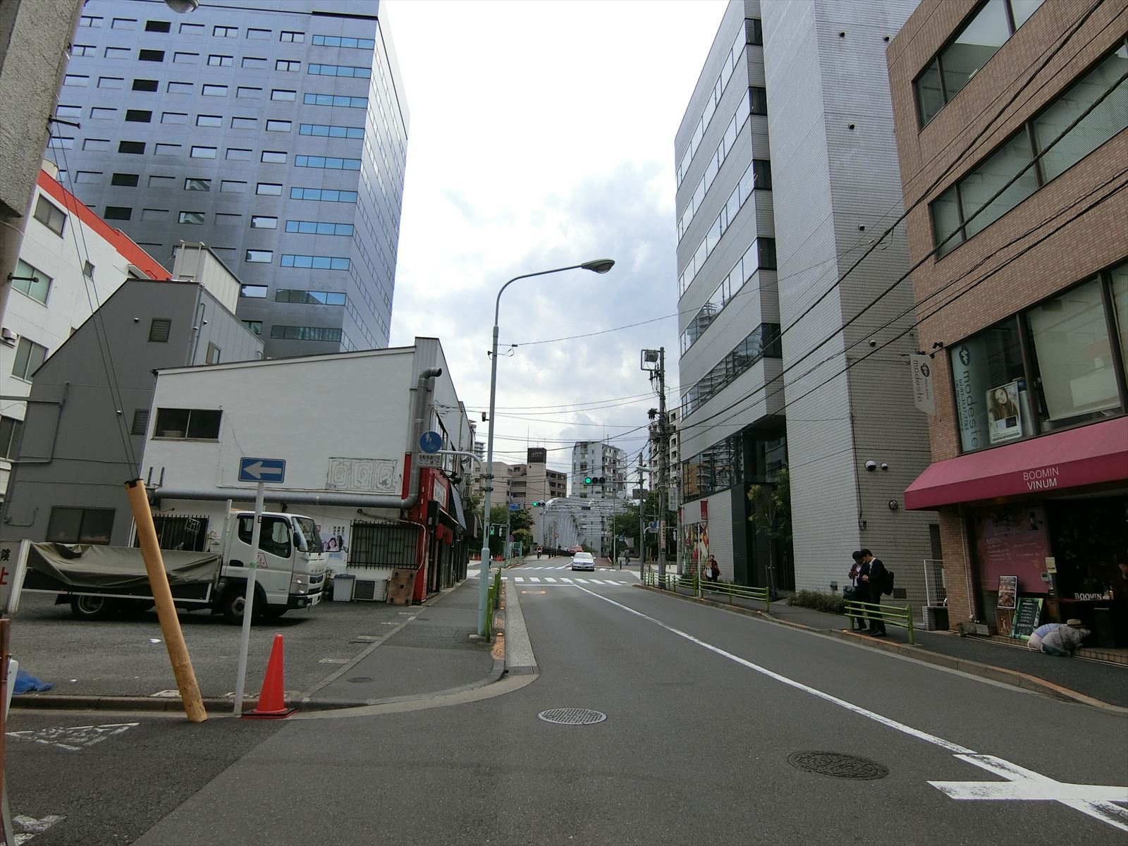 第二田村ビル前面の通り