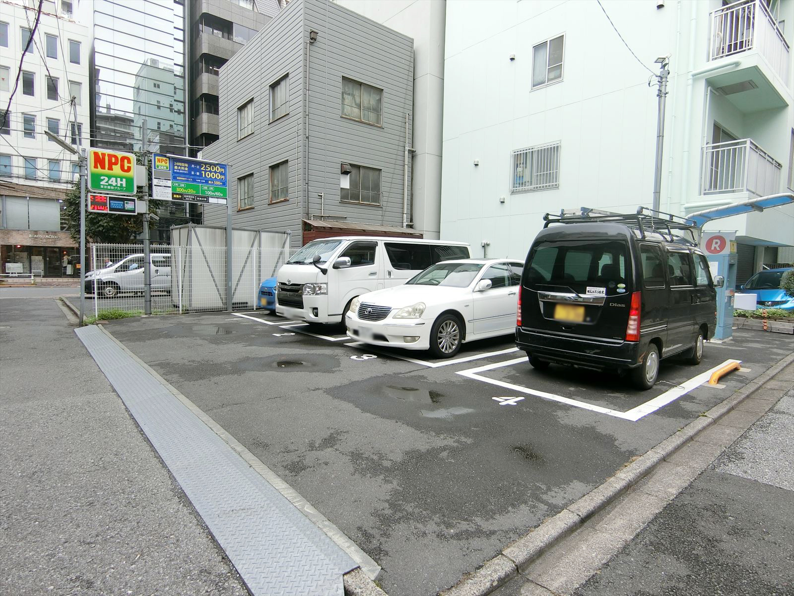 至近のコインパーキング