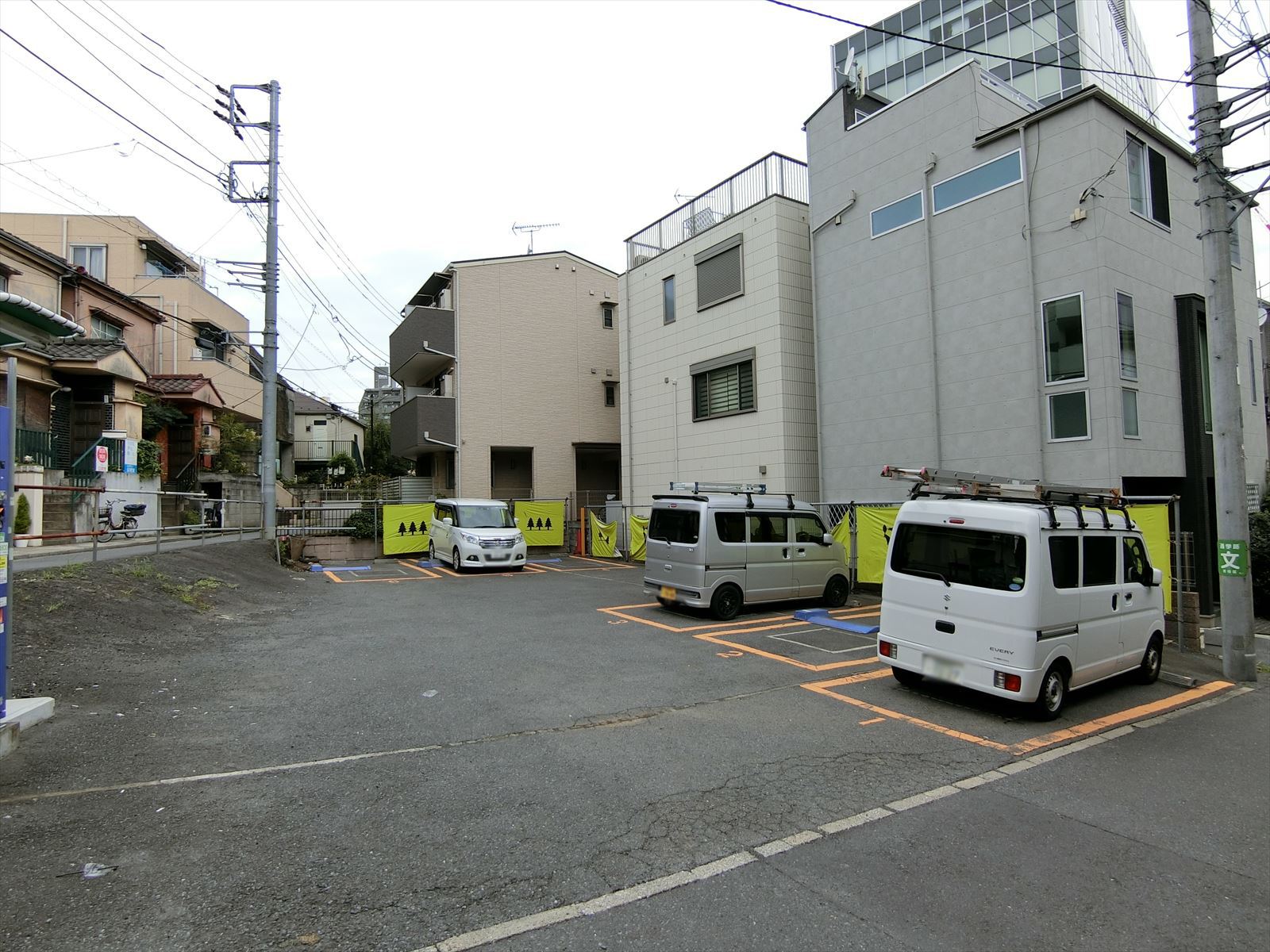 近くのコインパーキング