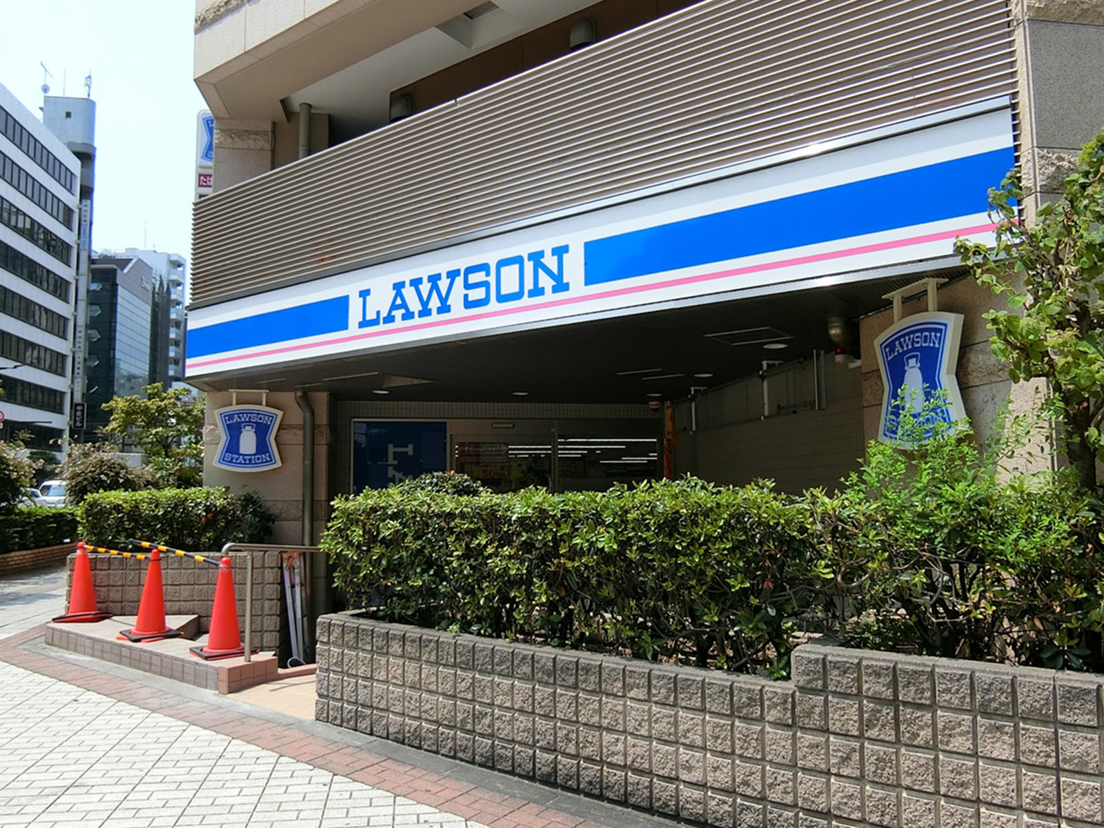 徒歩3分のローソン