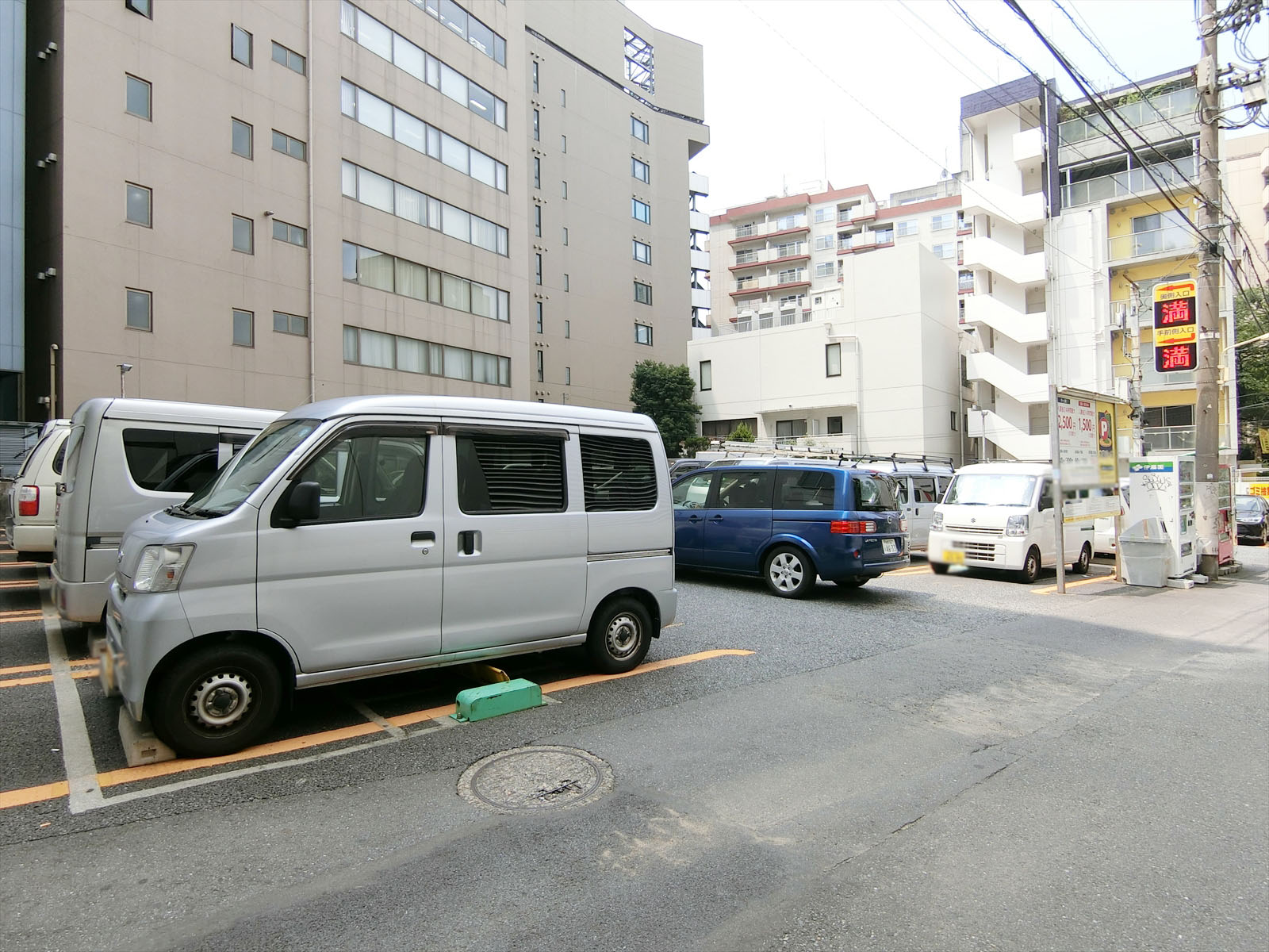近くのコインパーキング