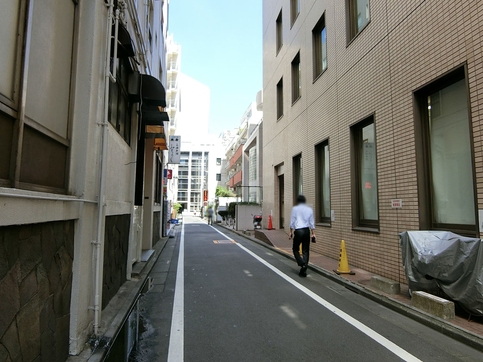 渋谷MNビル前面の通り