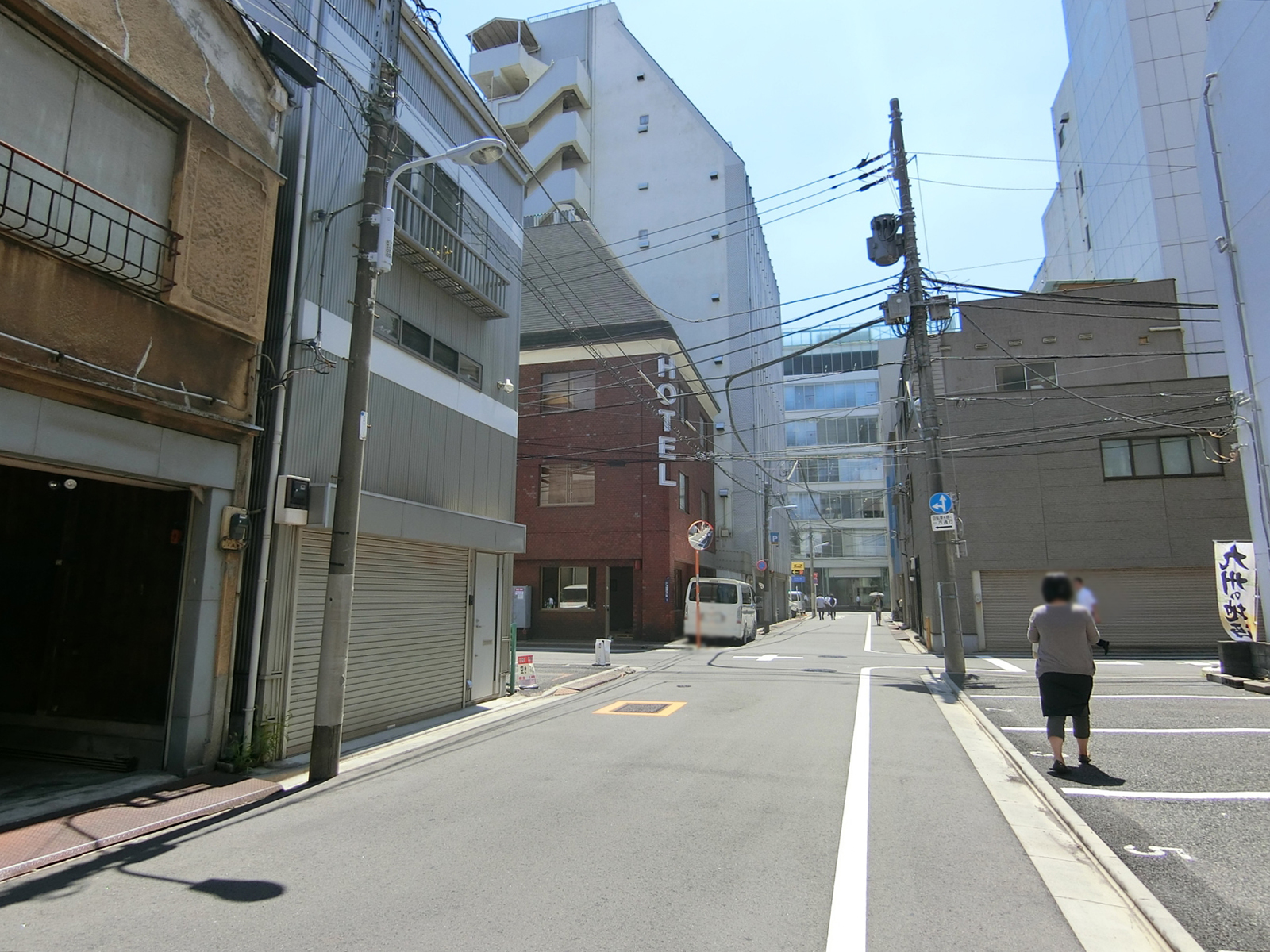 RISEビル前面の通り