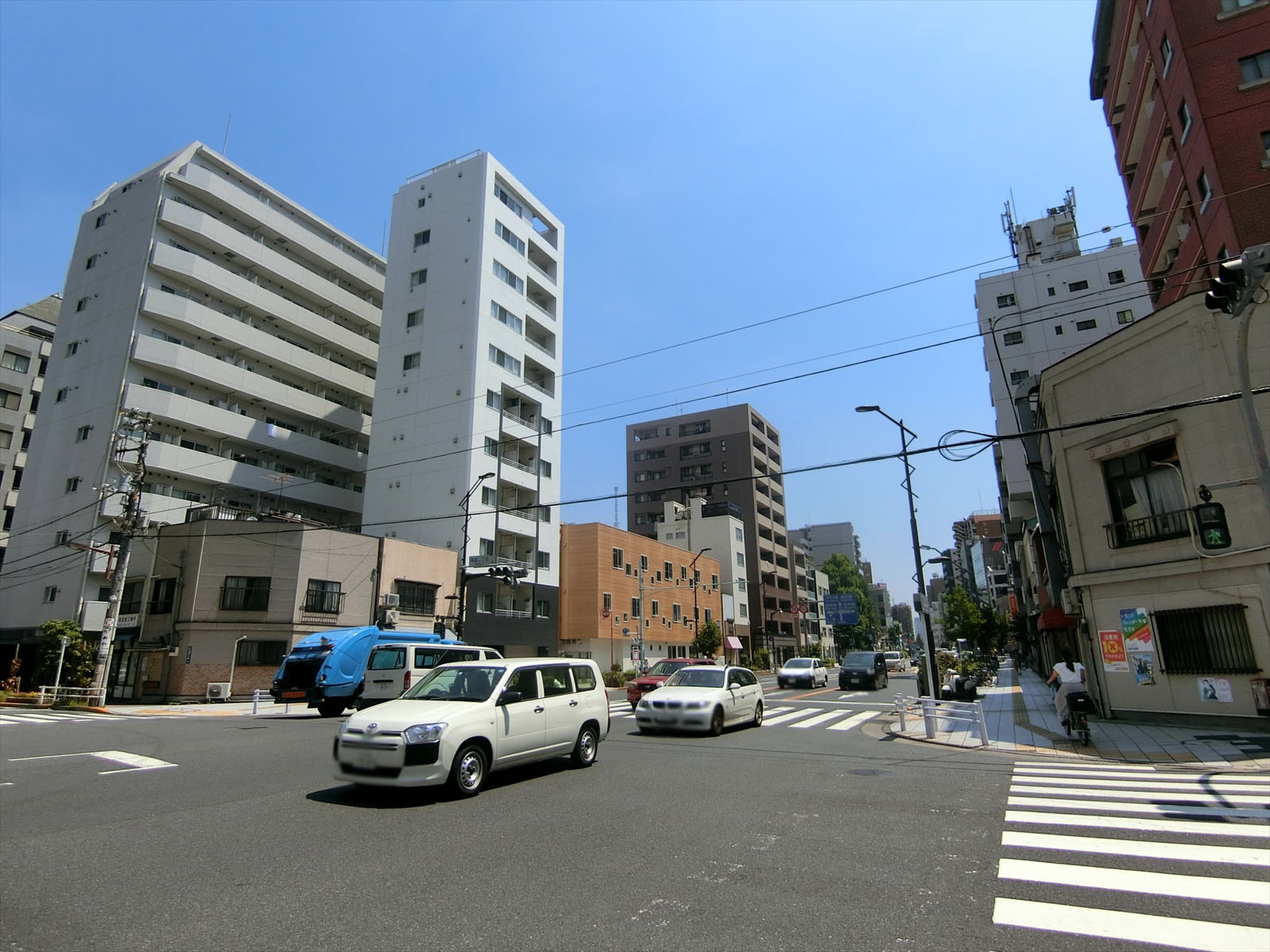 近くの蔵前橋通り
