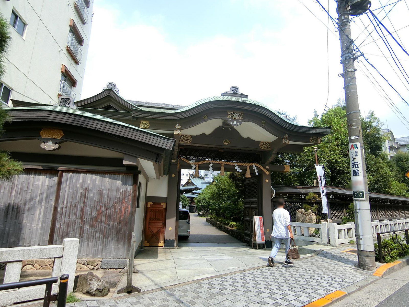 近くの湯島天神