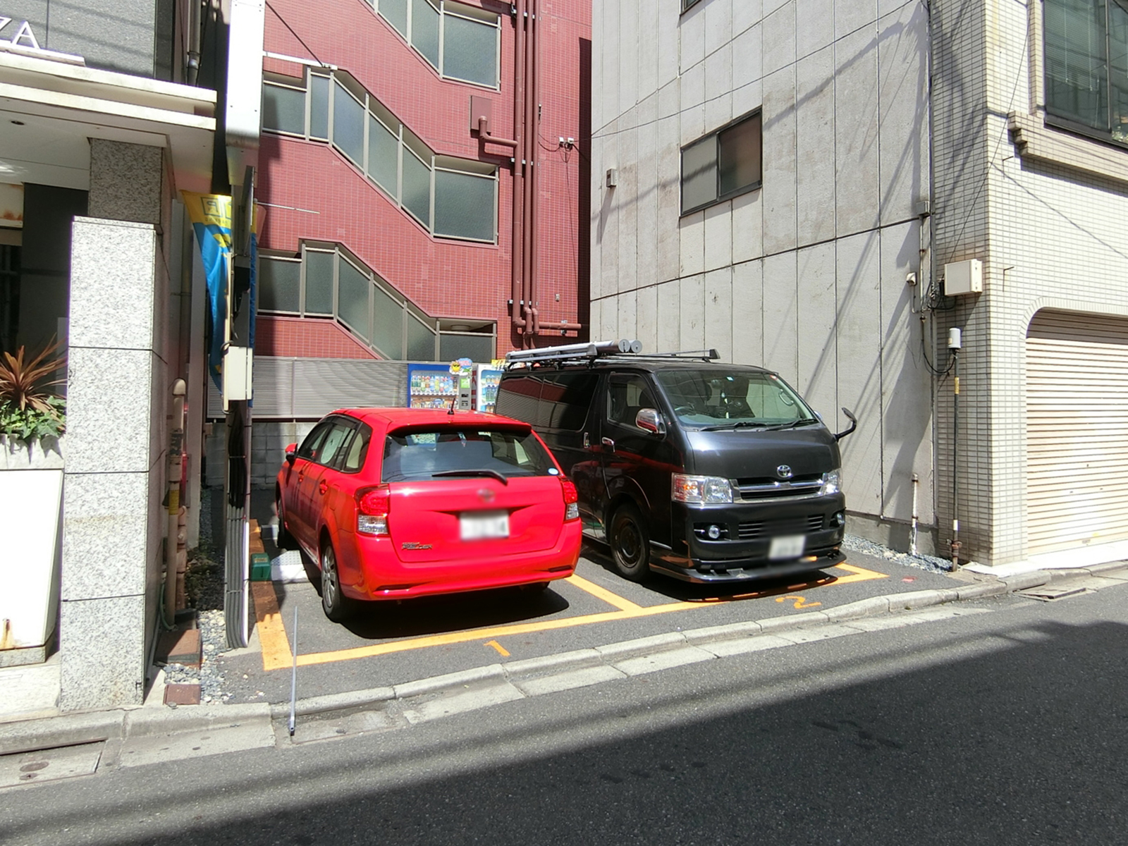 隣のコインパーキング