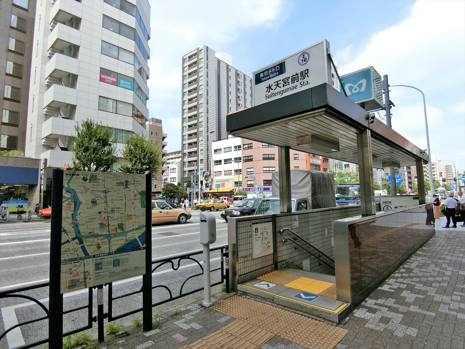 「水天宮前駅」から徒歩4分