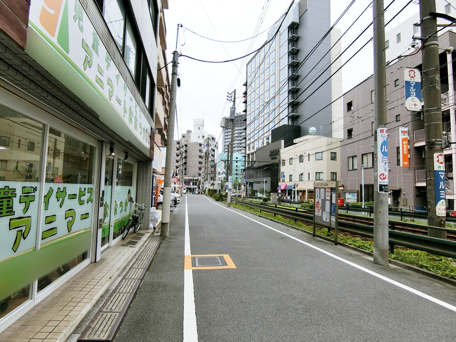 ベルブライト前面の通り