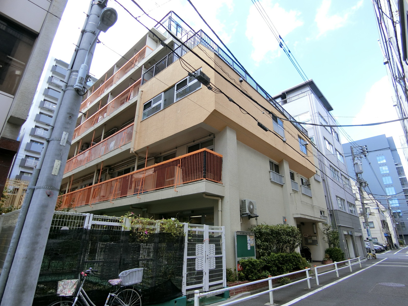 近くの台東保育園