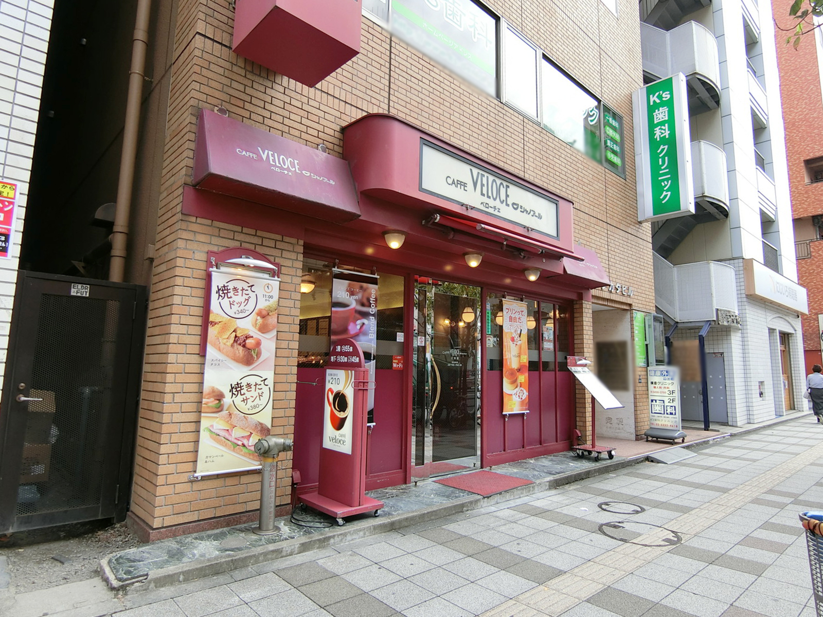 徒歩1分のカフェ・ベローチェ三田店