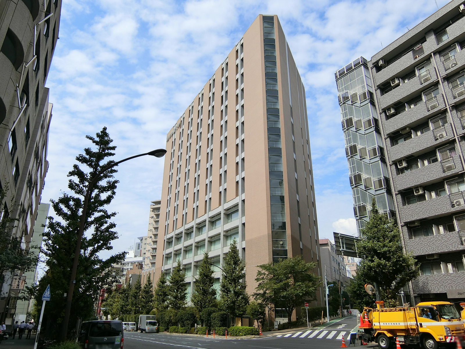 近くの東洋学園大学