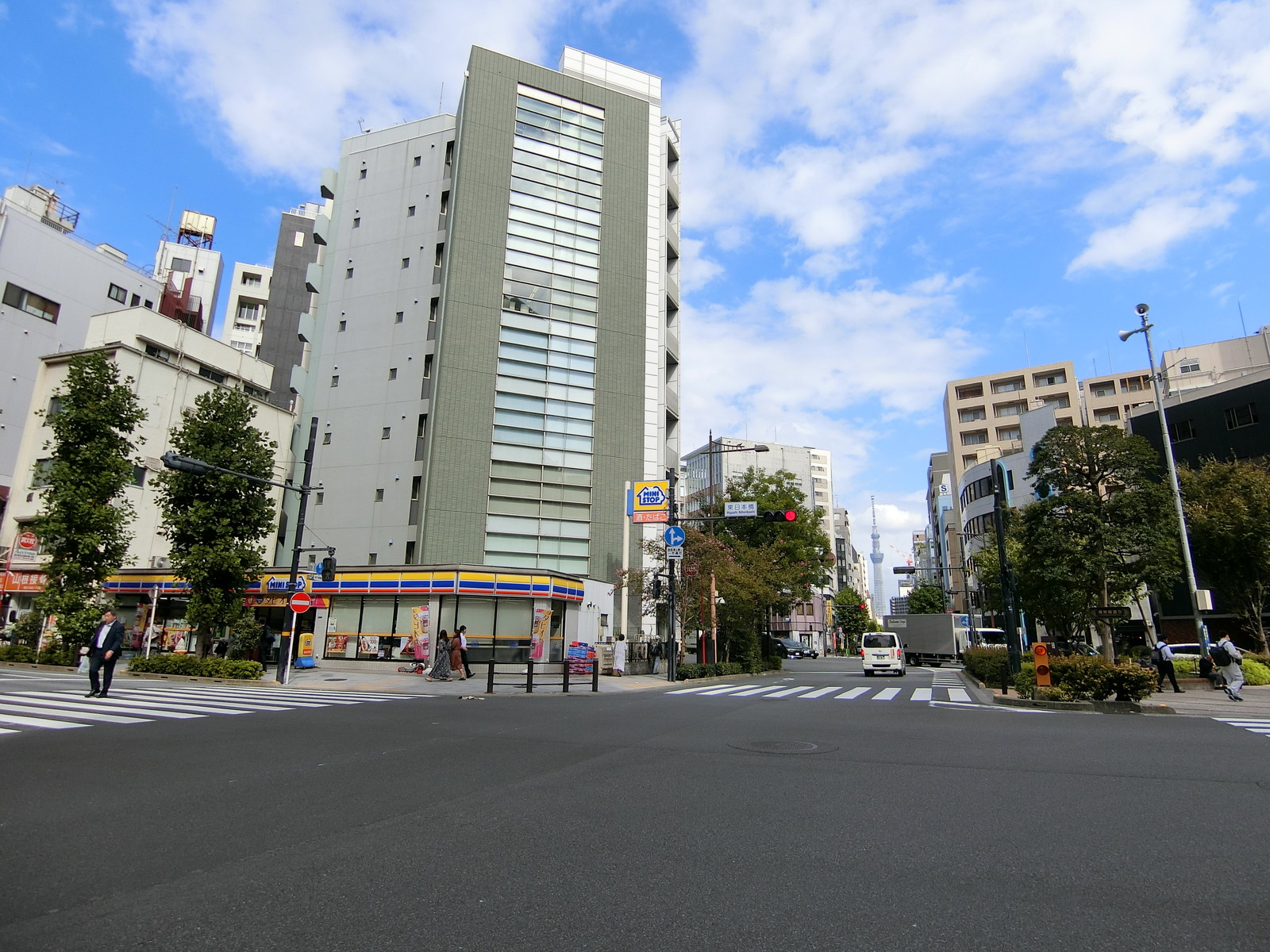 付近に東日本橋交差点