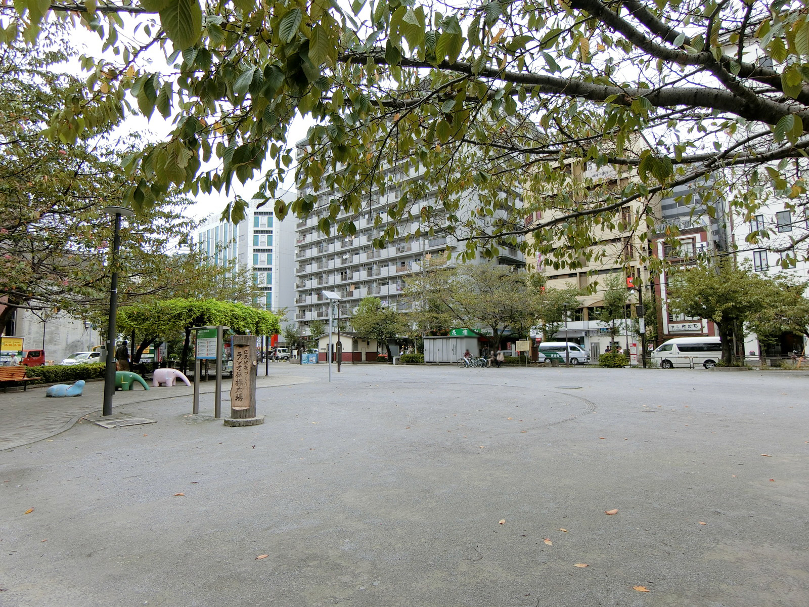 近くの錦糸堀公園