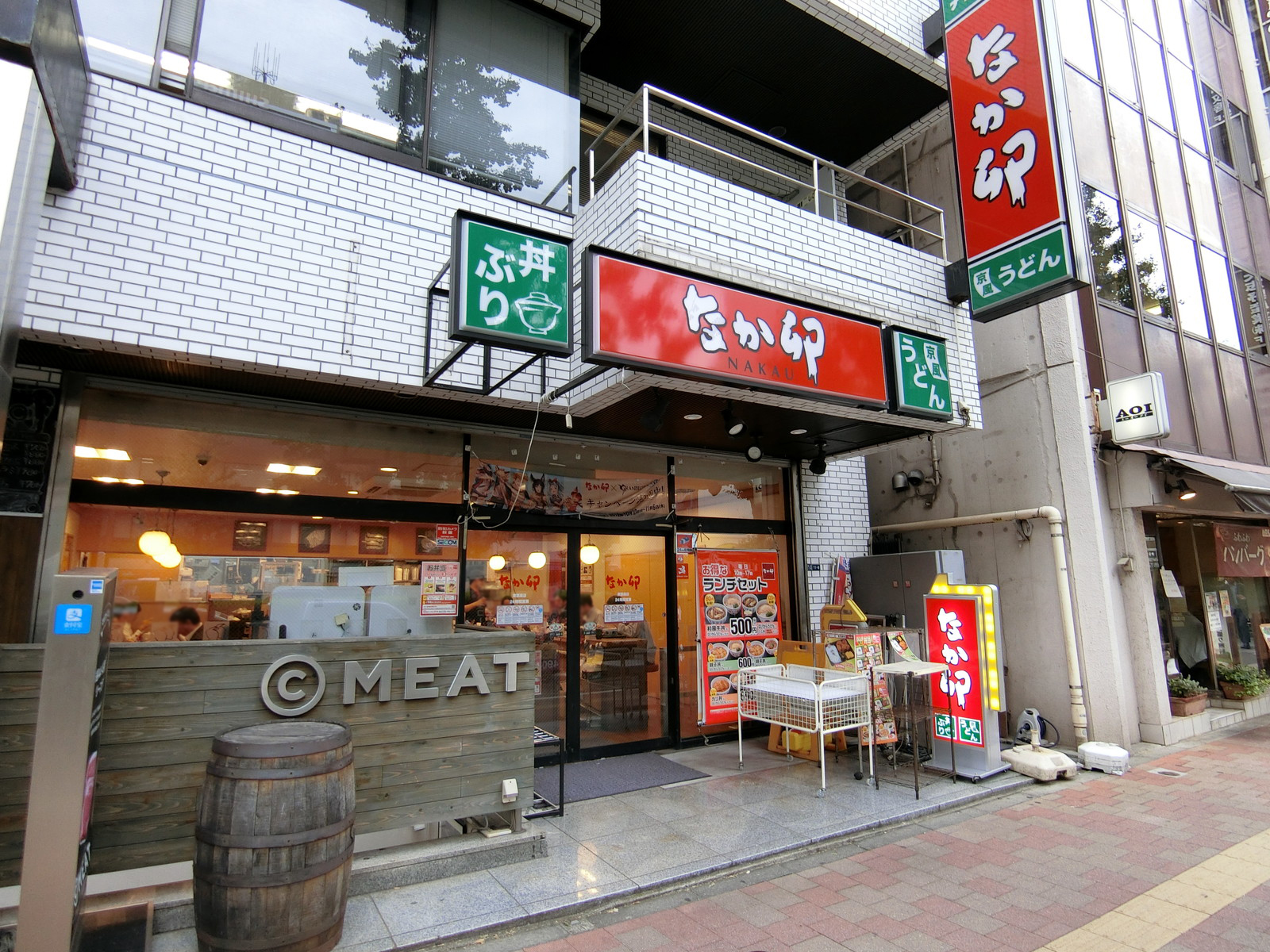 徒歩1分のなか卯 東銀座店