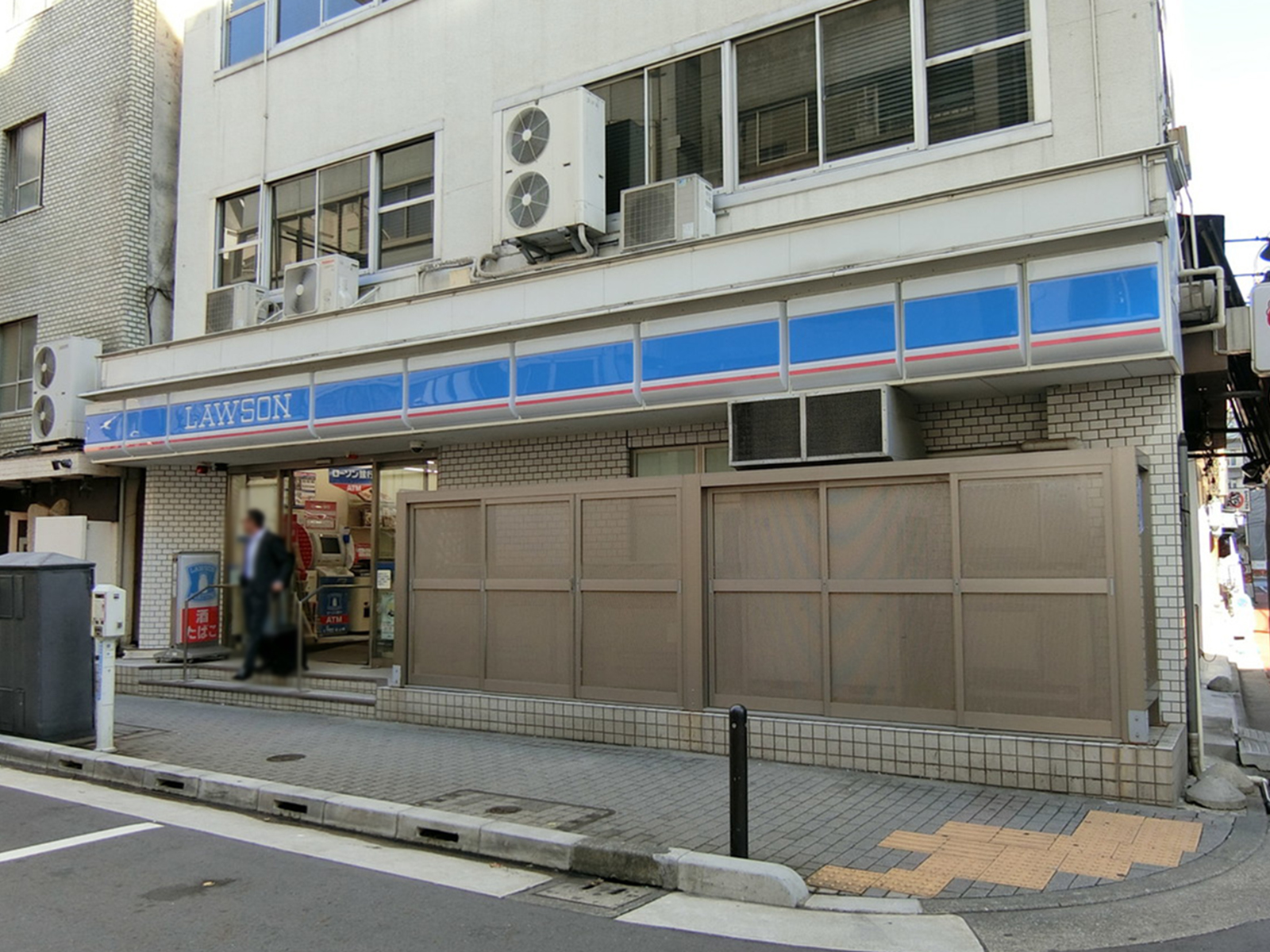 徒歩2分のローソン 内神田3丁目店